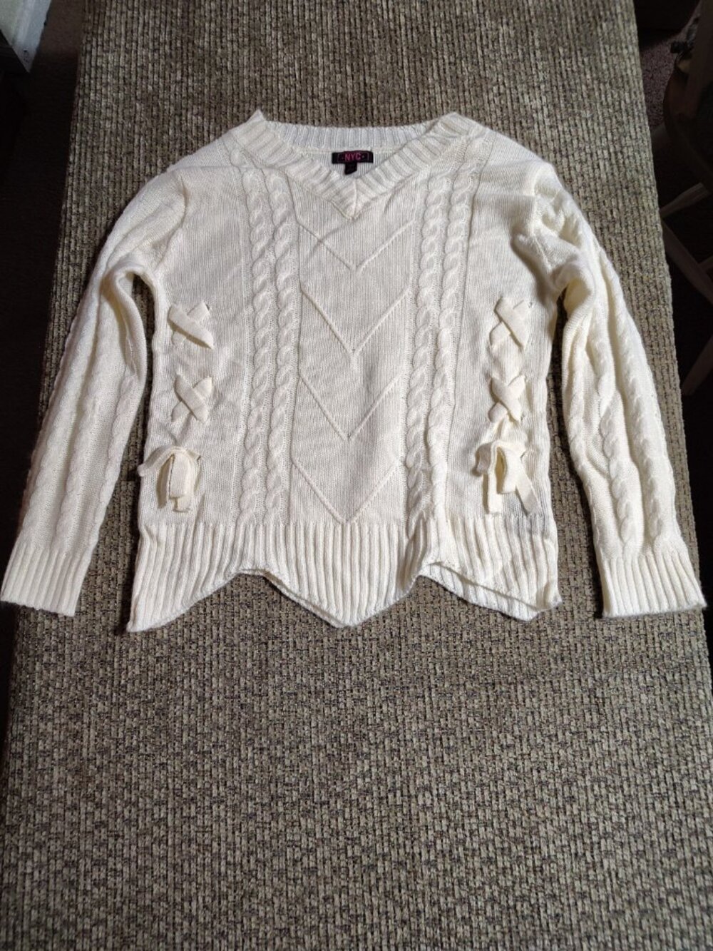 NYC Ivory Long Sleeve V-Neck Lace Up Acrylic Sweater - Size L
